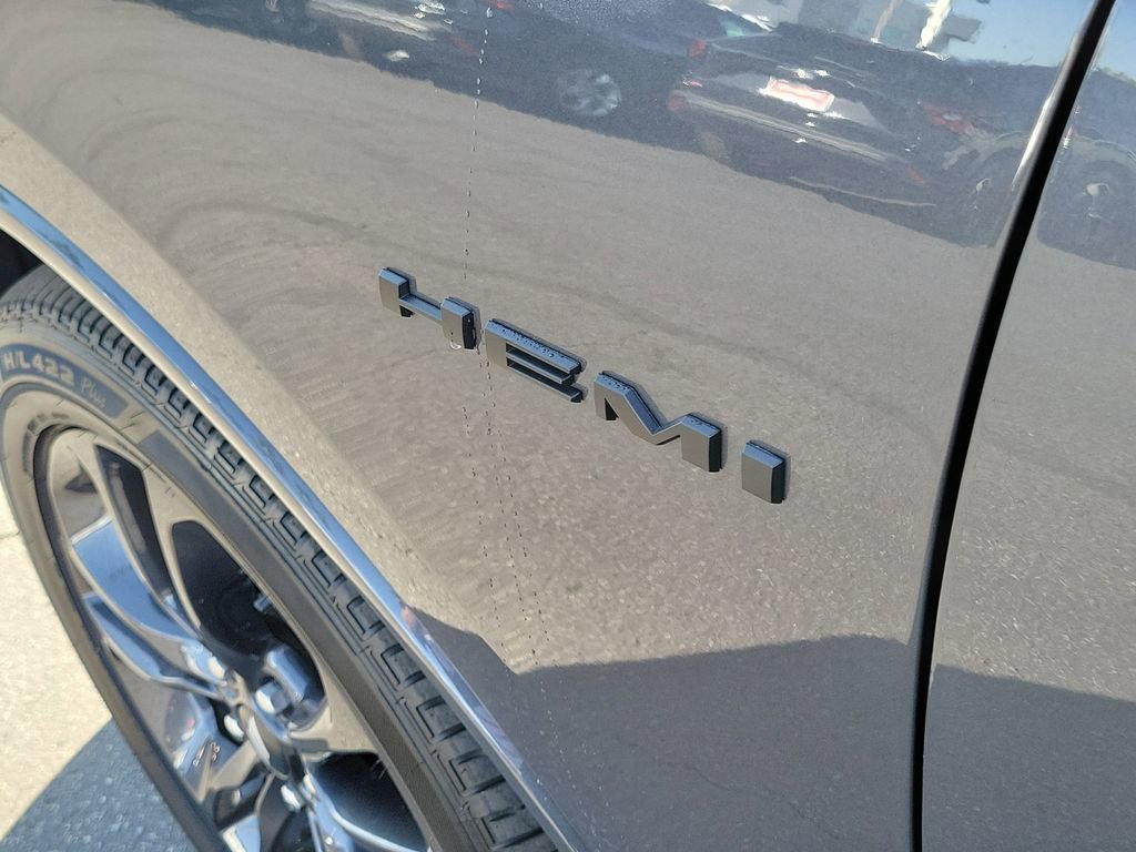 Used 2025 Dodge Durango R/T w/ Blacktop Package image 25