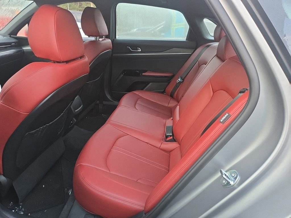 Used 2025 Kia K5 GT-Line w/ GT-Line Premium Package image 4