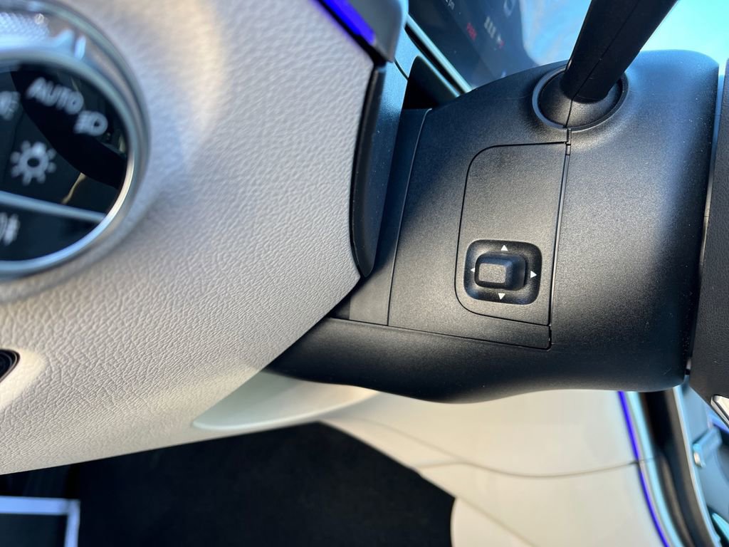 Certified 2023 Mercedes-Benz C 300 4MATIC Sedan w/ Exclusive Trim Package image 21