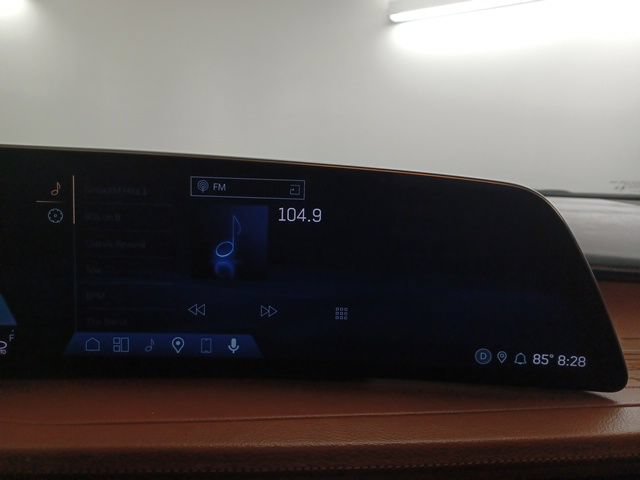 Used 2025 Cadillac XT4 Sport FWD image 29