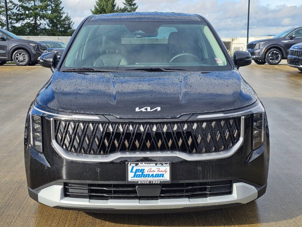 New 2026 Kia Carnival image 2