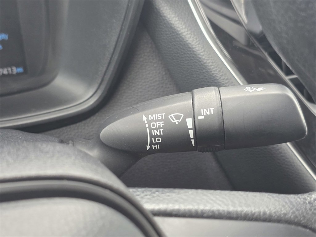 Used 2022 Toyota Corolla LE image 35