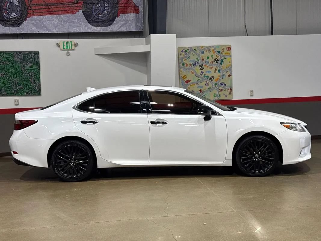 Used 2015 Lexus ES 350 FWD image 3