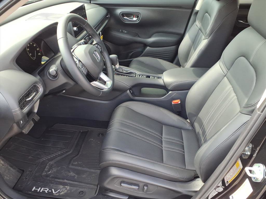 Used 2026 Honda HR-V EX-L image 11
