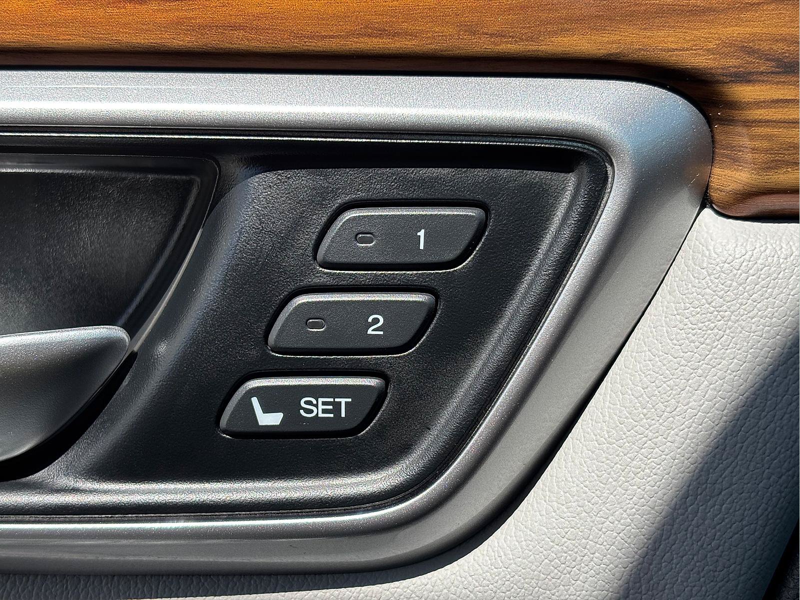 Certified 2022 Honda CR-V Touring image 17