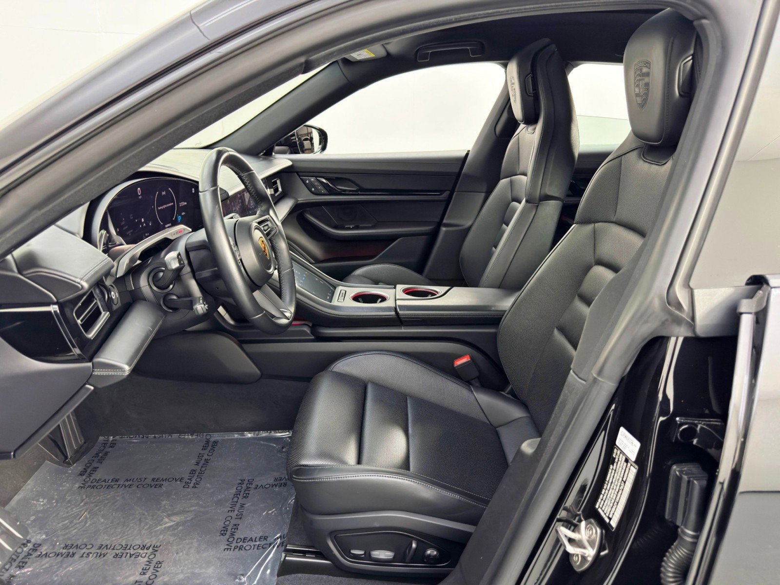 Used 2022 Porsche Taycan 4 Cross Turismo AWD/4WD image 17