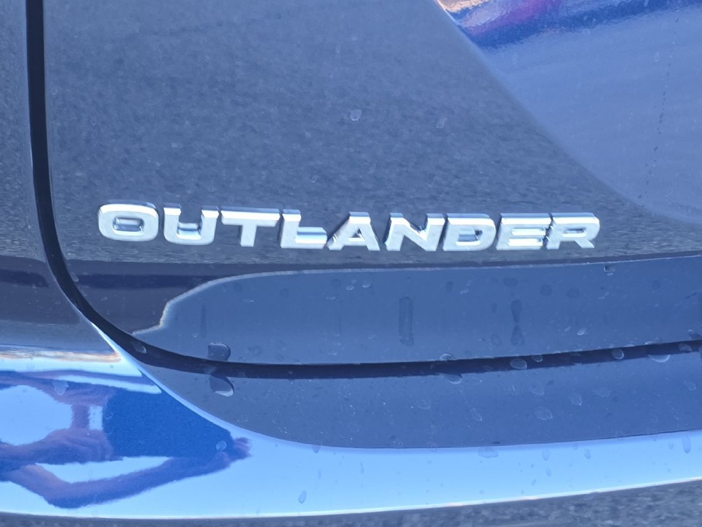 New 2026 Mitsubishi Outlander SE AWD/4WD image 37