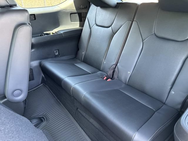 New 2026 Lexus TX 500h AWD image 12
