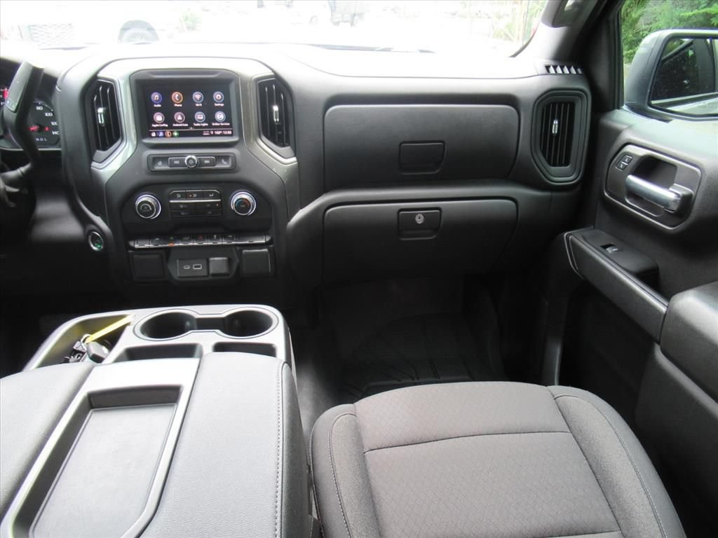 Used 2024 Chevrolet Silverado 1500 Custom w/ Dark Appearance Package RWD image 13