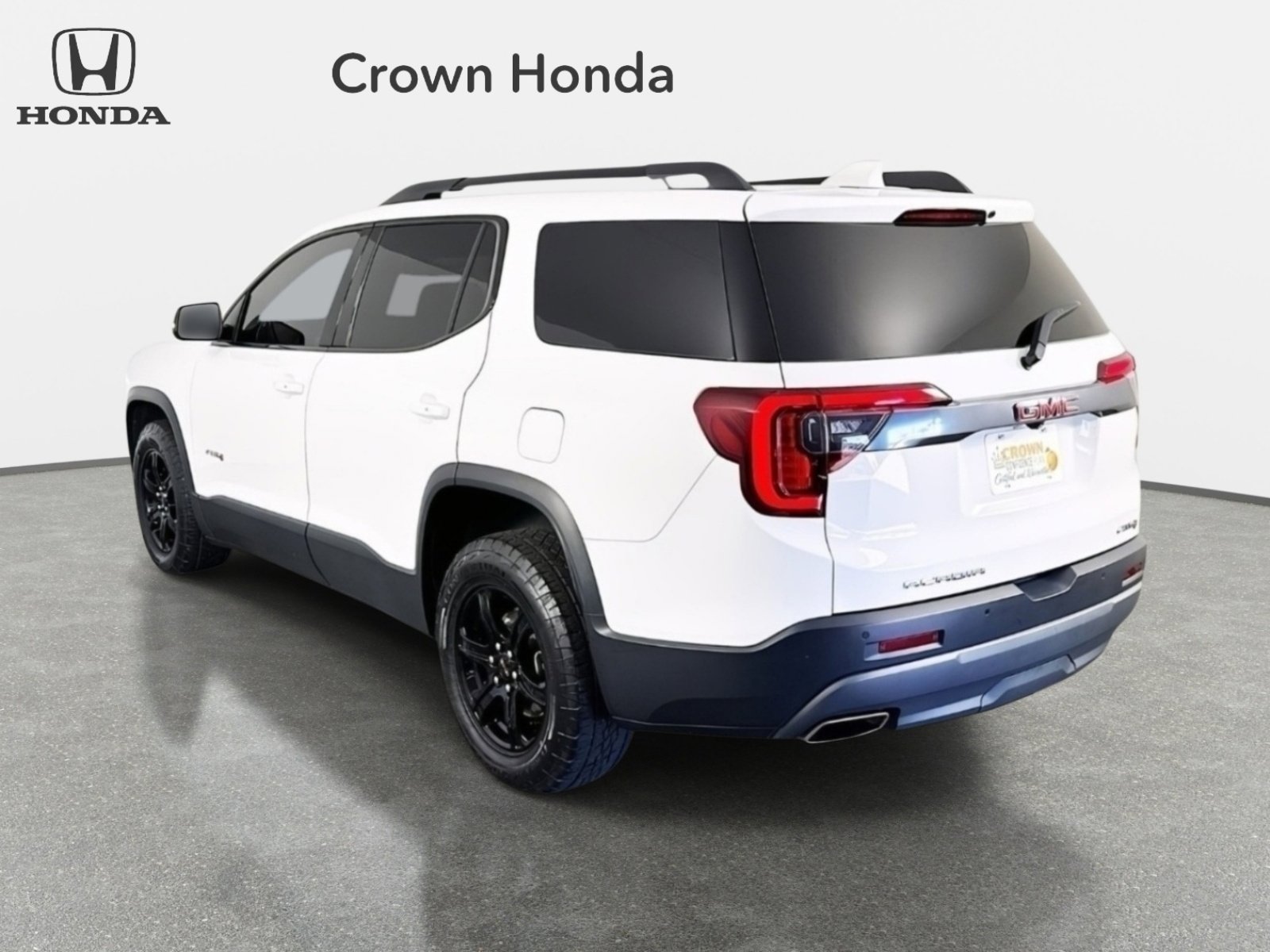 Used 2023 GMC Acadia AT4 w/ Trailering Package AWD/4WD image 8