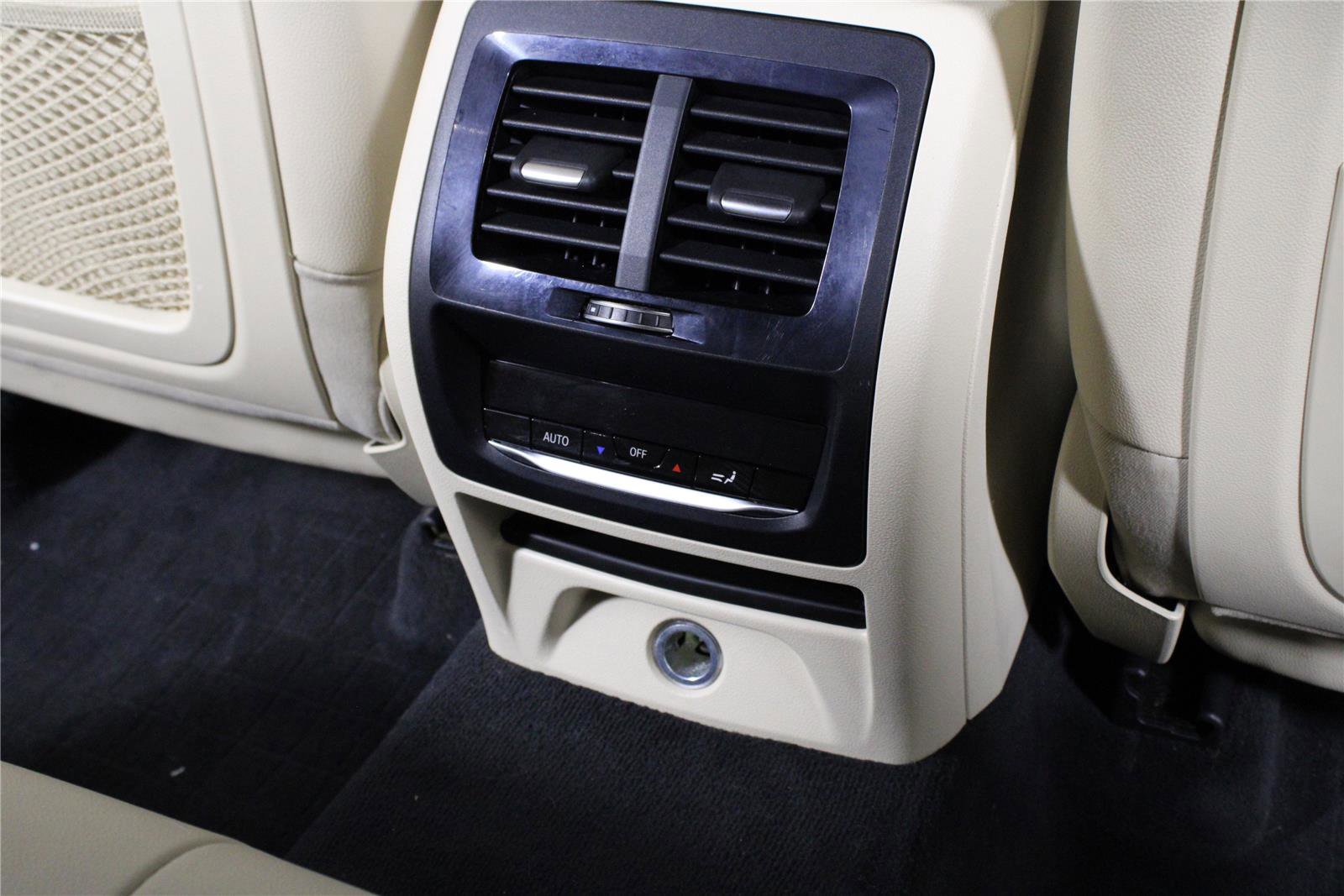 Used 2019 BMW X3 sDrive30i w/ Convenience Package RWD image 18