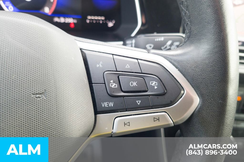 Used 2024 Volkswagen Jetta SE image 28