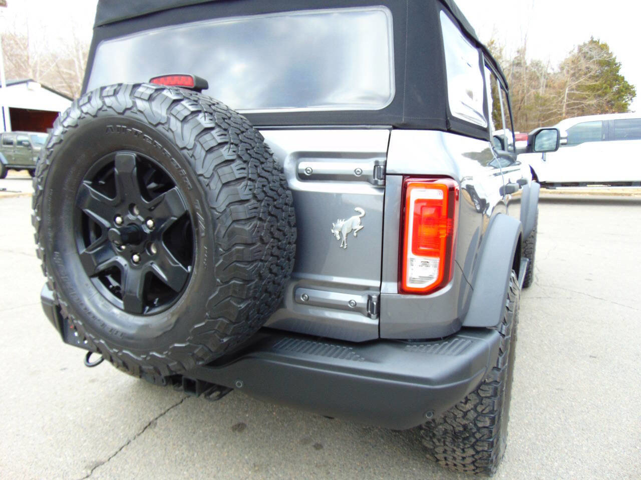 Used 2022 Ford Bronco Black Diamond image 32