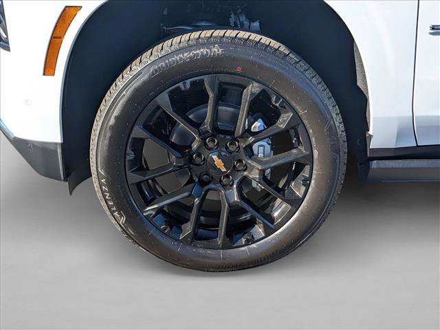 New 2026 Chevrolet Suburban High Country image 10