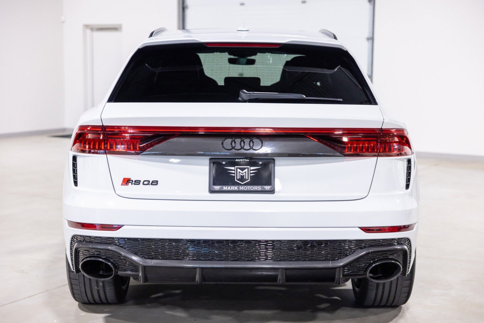 Used 2024 Audi RS Q8 AWD/4WD image 8