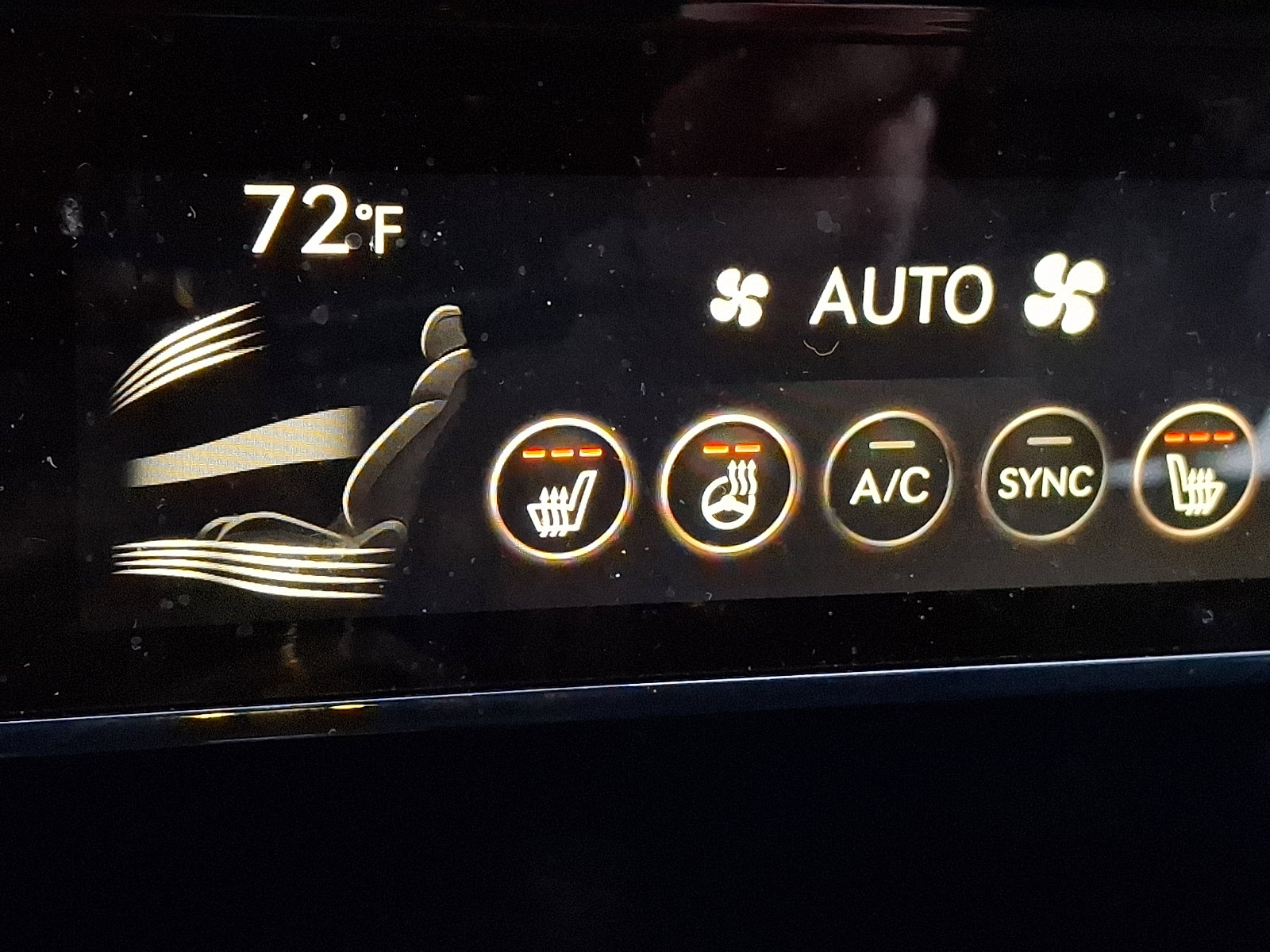 Certified 2026 Genesis G70 2.5T image 24
