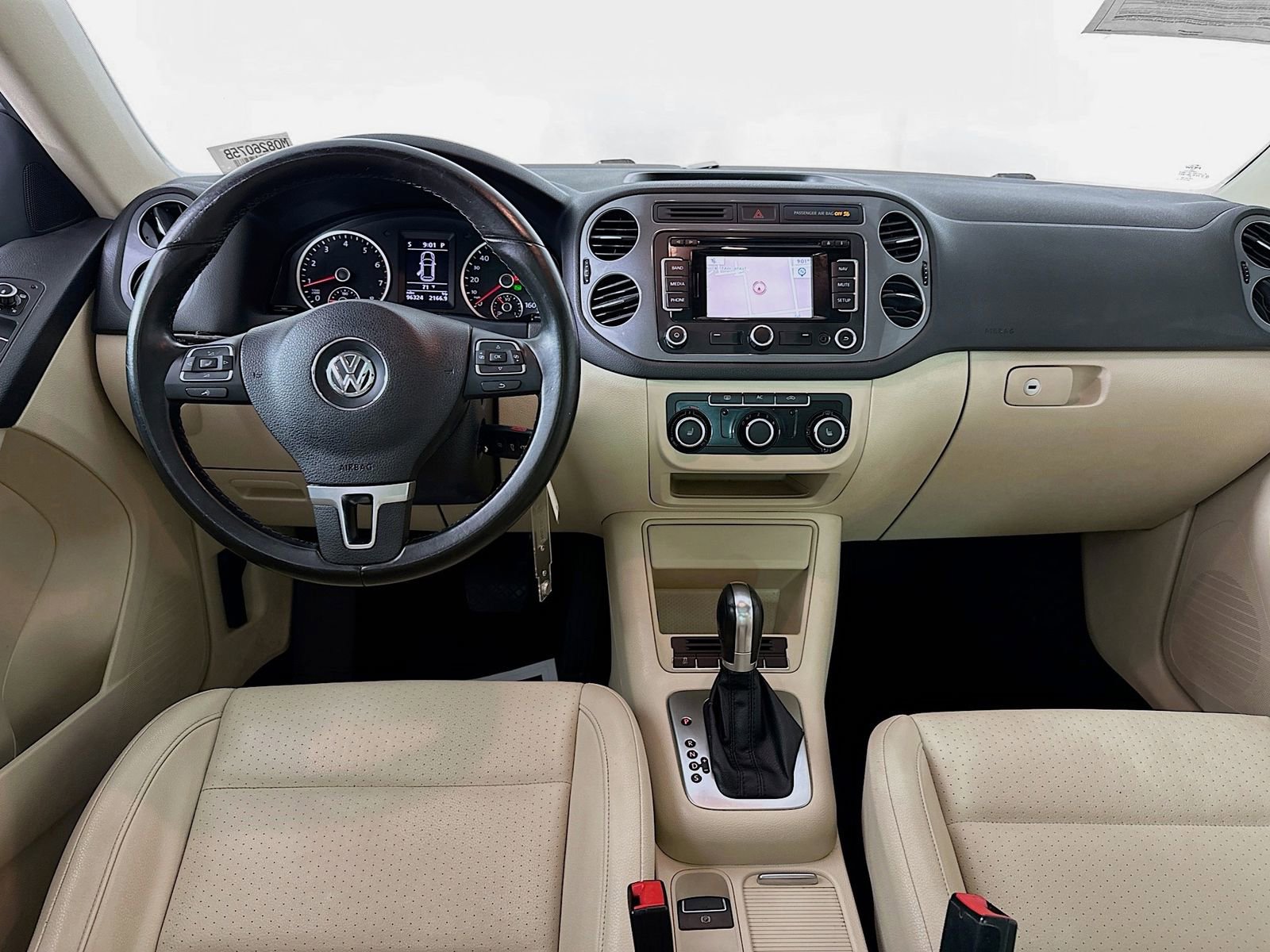 Used 2012 Volkswagen Tiguan S FWD image 22