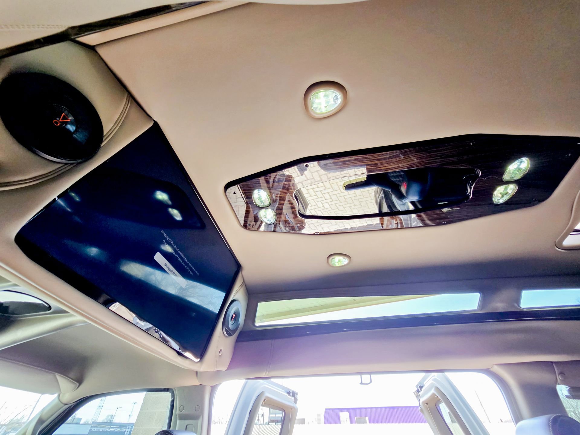 Used 2025 GMC Savana 2500 w/ Driver Convenience Package image 43