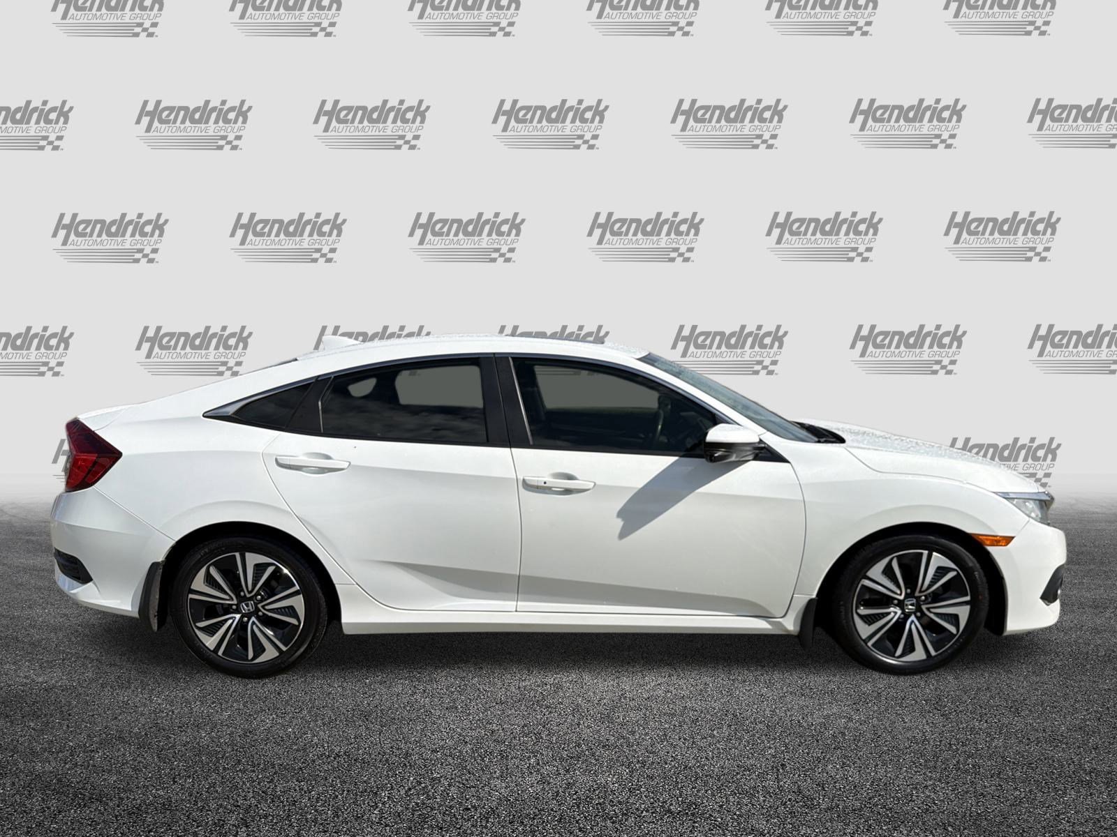 Used 2018 Honda Civic EX-L image 11