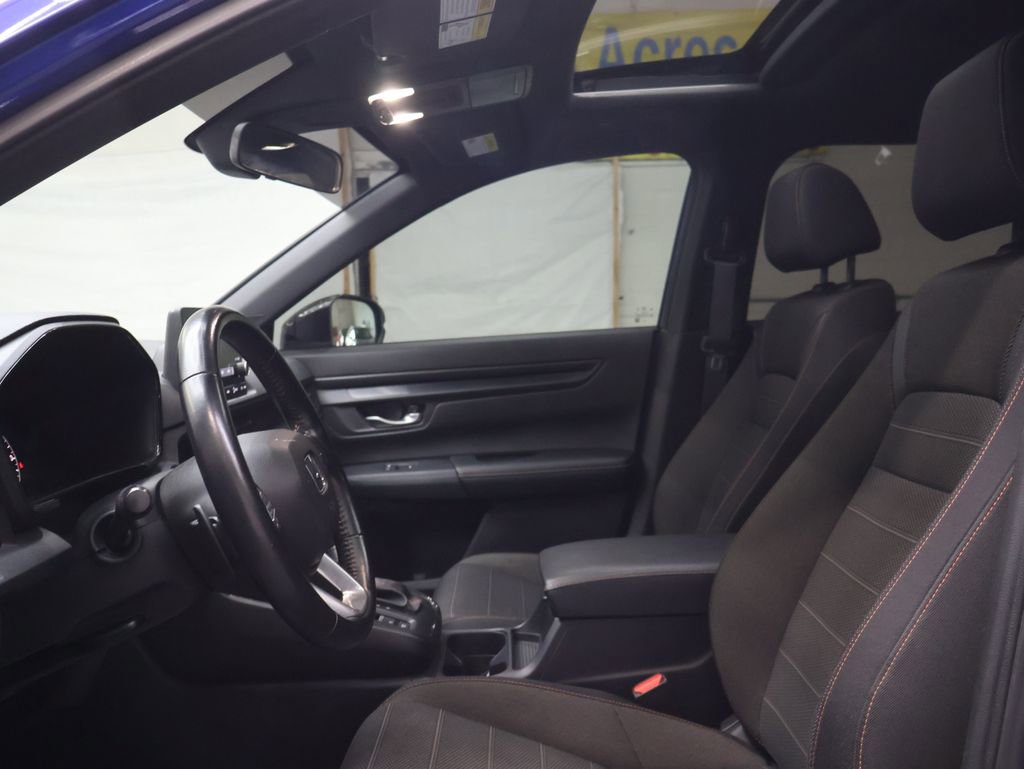 Used 2025 Honda CR-V Sport image 16