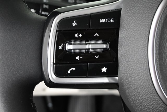 New 2025 Kia Sorento S image 19