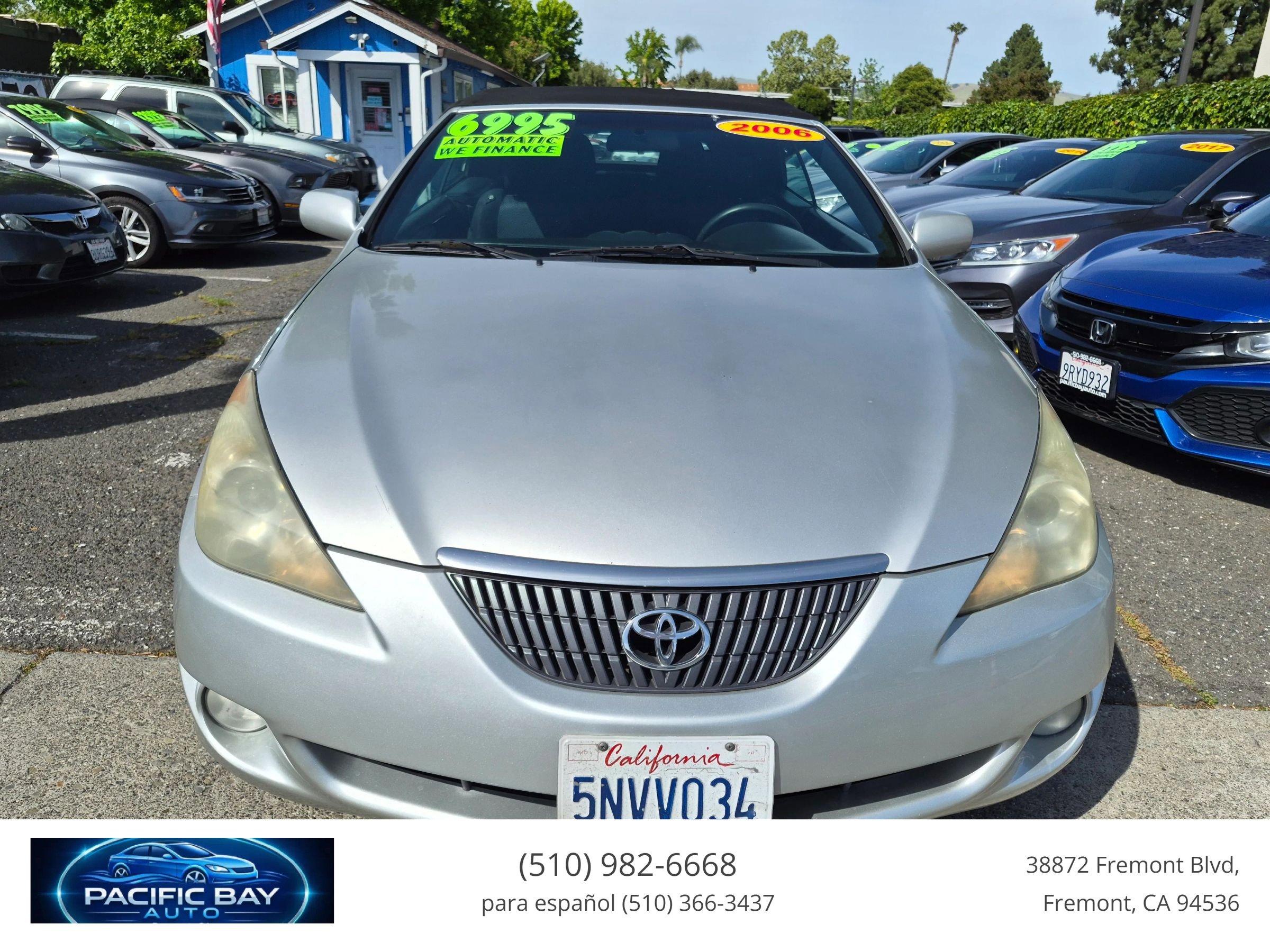 Used 2006 Toyota Solara SE FWD image 2