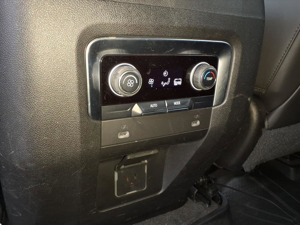 Used 2021 Chevrolet Tahoe Z71 image 15