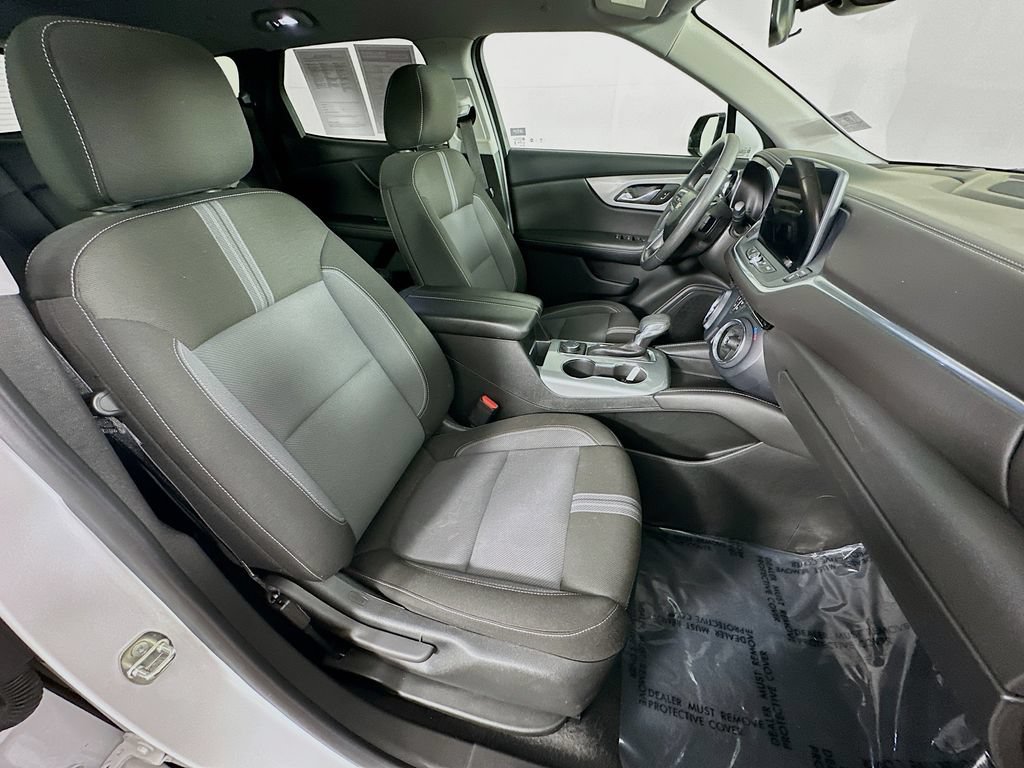 Used 2023 Chevrolet Blazer LT AWD/4WD image 34