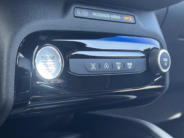 Used 2024 Ford Escape ST-Line w/ Tech Pack #1 AWD/4WD image 22