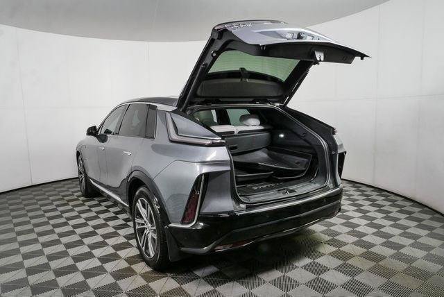 Used 2023 Cadillac Lyriq 2WD image 34