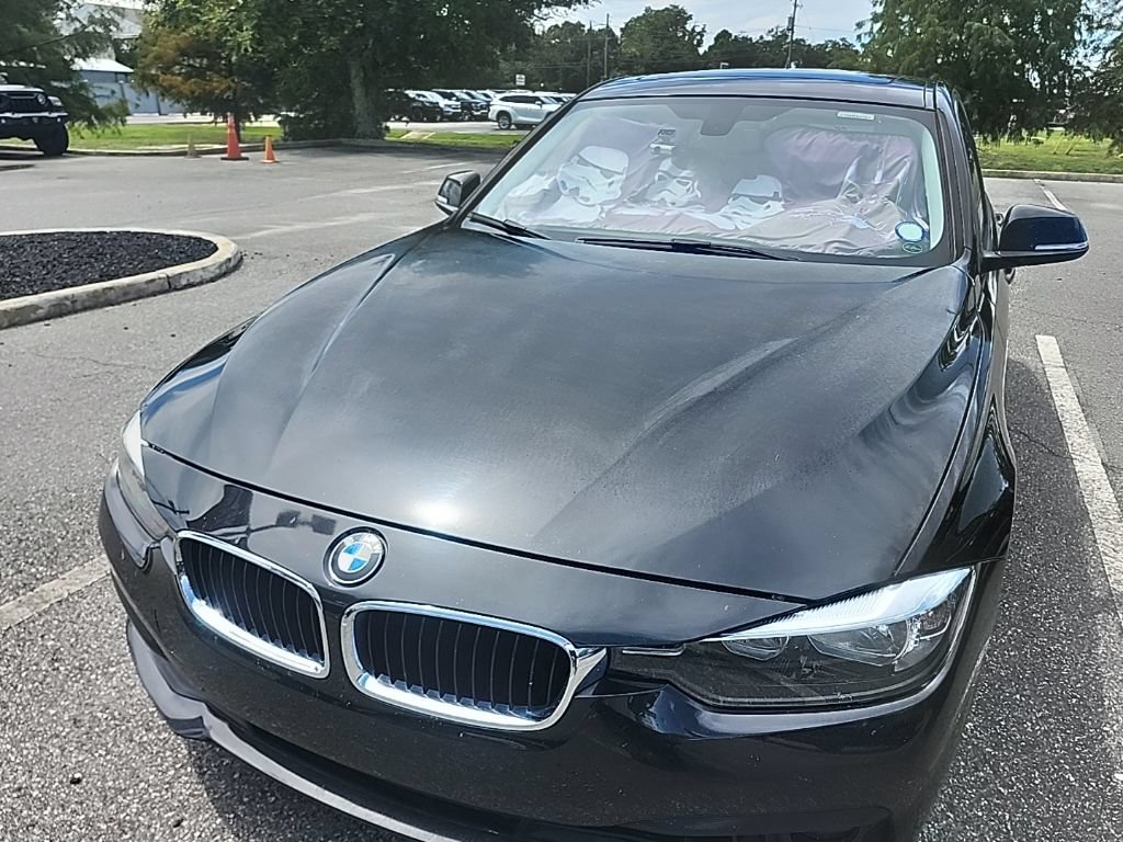 Used 2016 BMW 320i Sedan RWD image 12