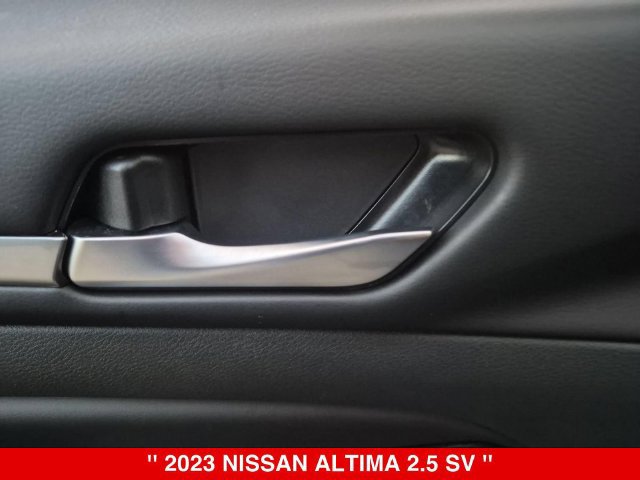 Certified 2023 Nissan Altima 2.5 SV FWD image 13