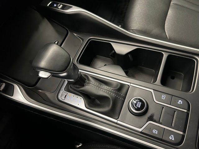 Used 2023 Kia Sorento S image 33