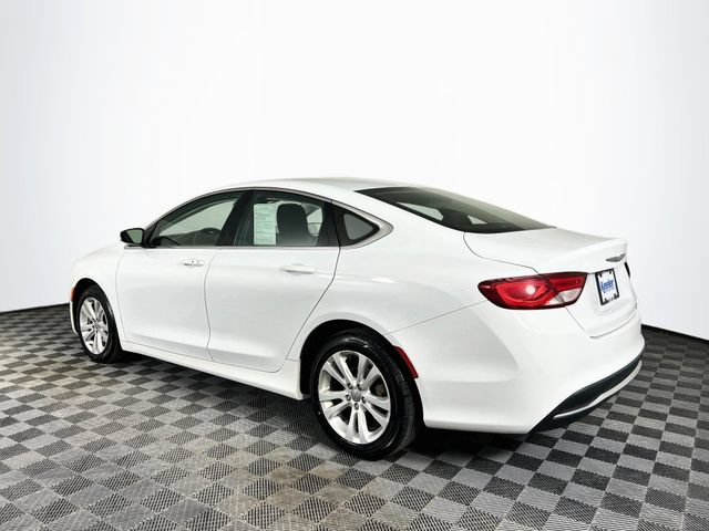 Used 2016 Chrysler 200 Limited FWD image 4