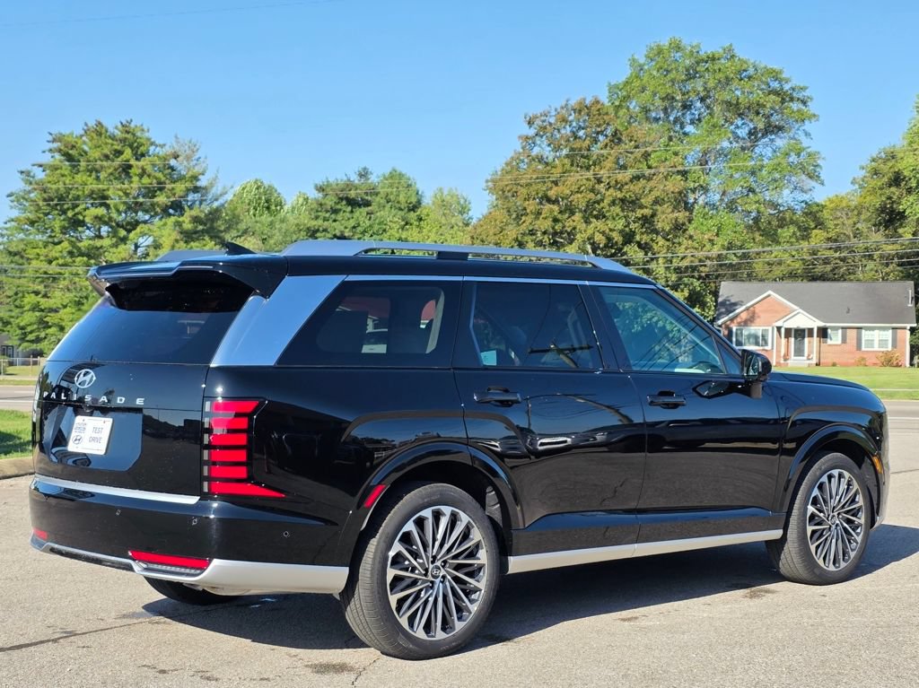 New 2026 Hyundai Palisade Calligraphy FWD image 8