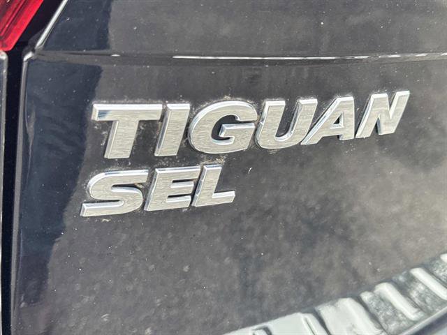Used 2020 Volkswagen Tiguan SEL Premium R-Line image 6