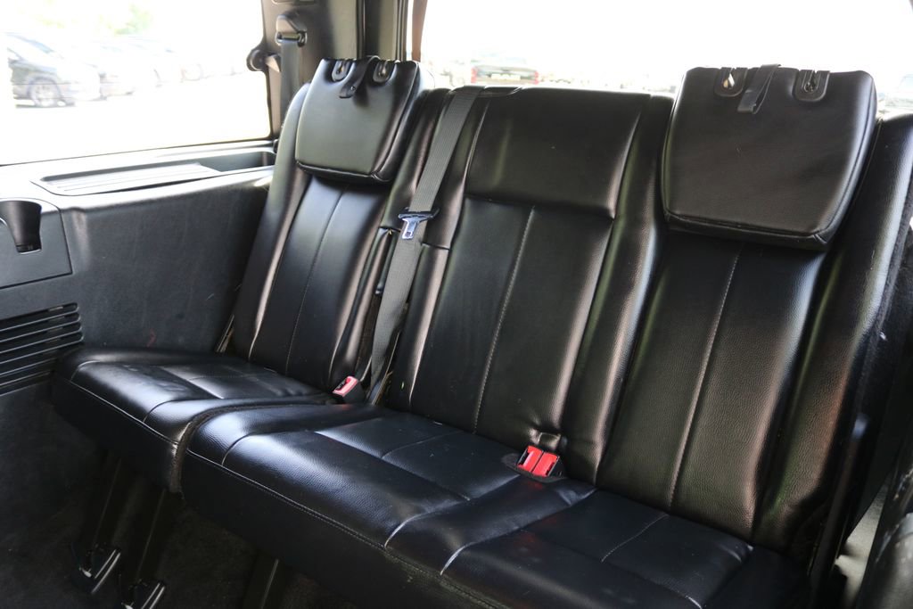 Used 2017 Ford Expedition Limited w/ Equipment Group 301A RWD image 19