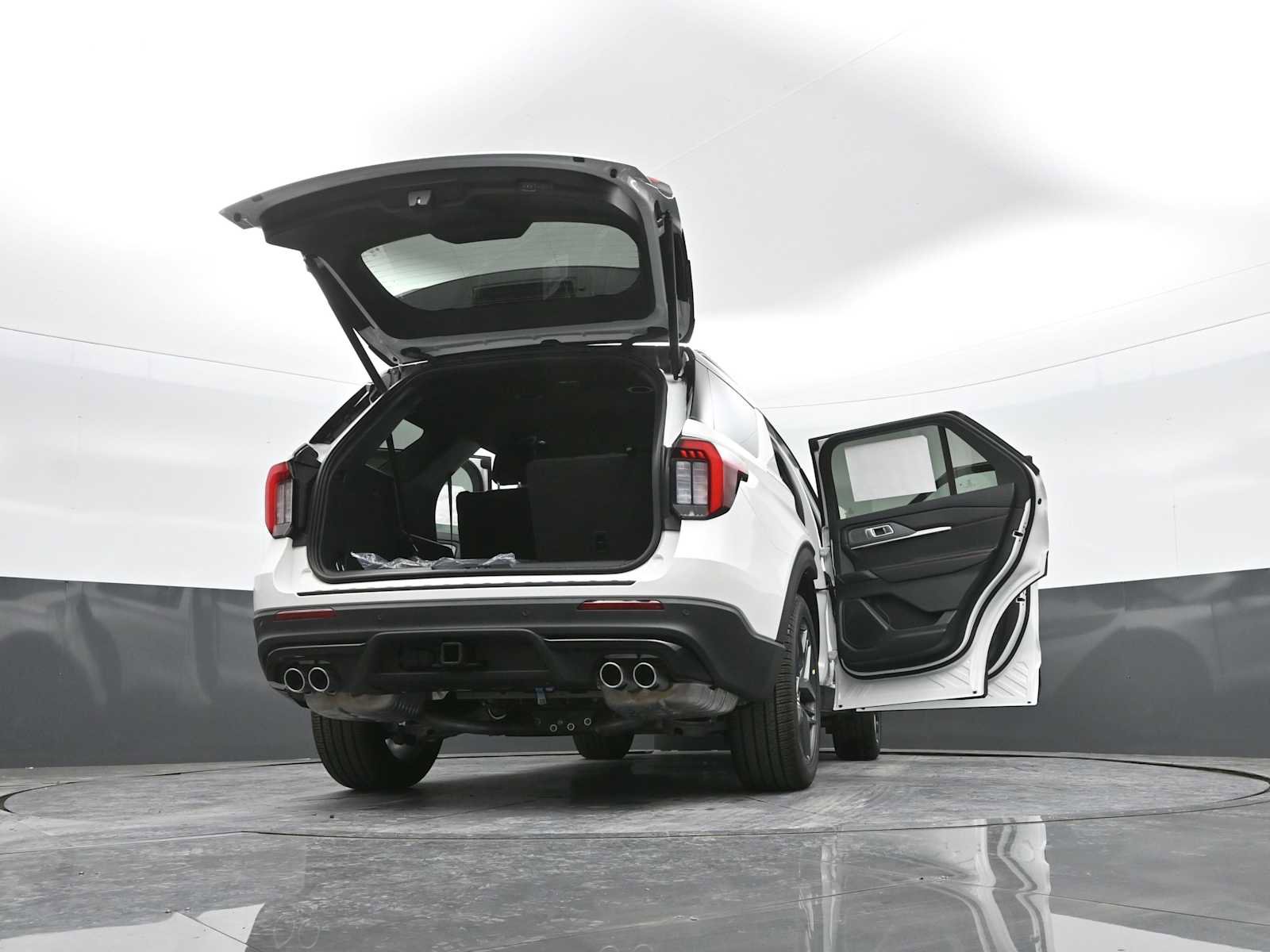 New 2026 Ford Explorer ST image 72