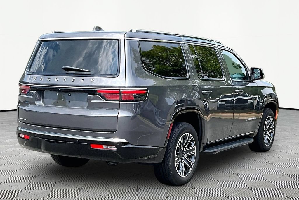 Used 2023 Jeep Wagoneer 4WD w/ Premium Group I image 6