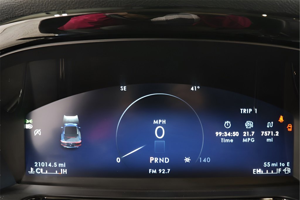 Used 2023 Lincoln Corsair Reserve image 12