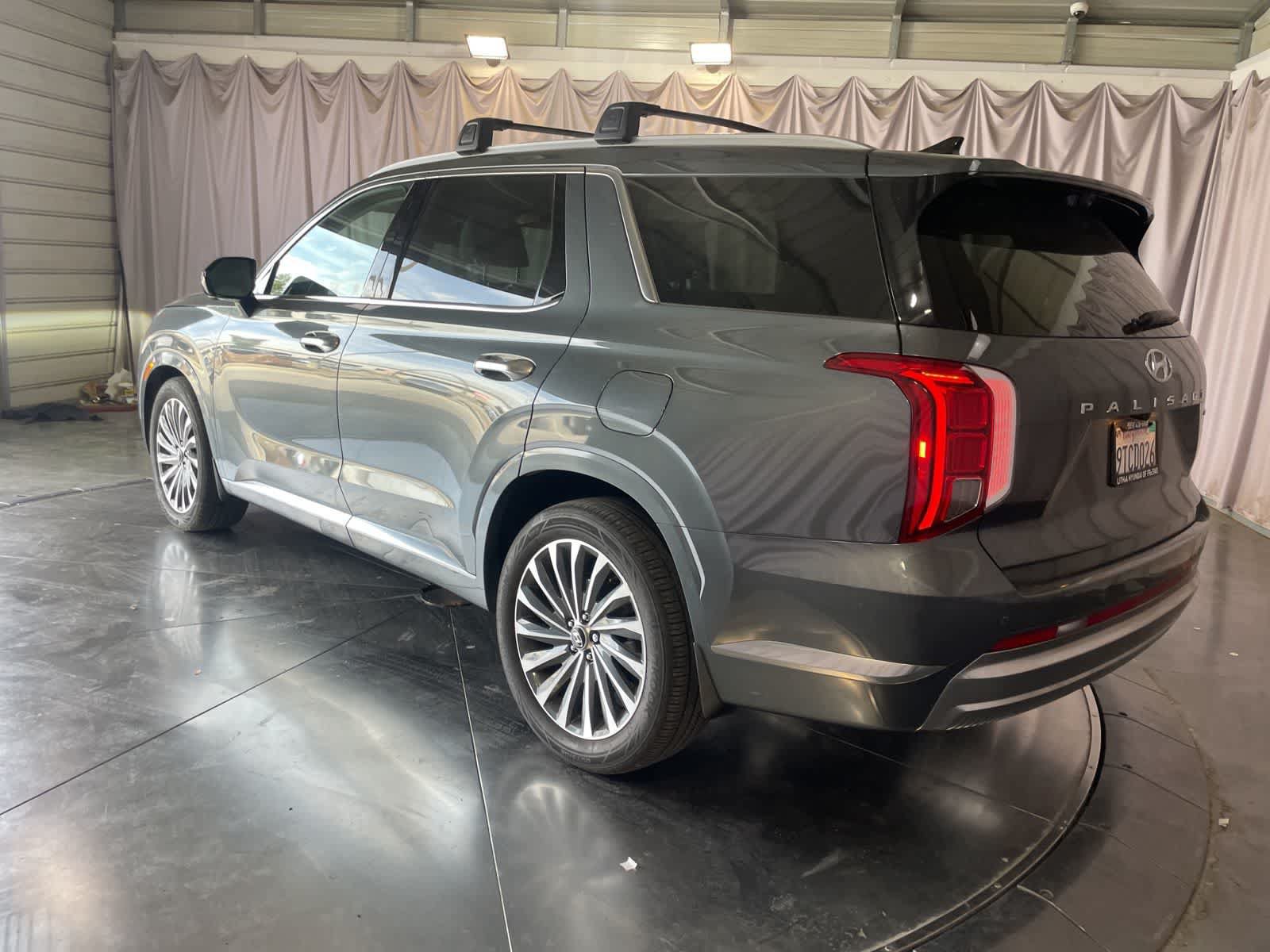 Used 2025 Hyundai Palisade Calligraphy AWD/4WD image 8