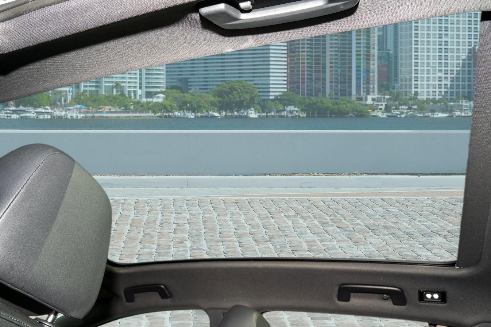 Used 2021 Volkswagen ID.4 Pro S image 20