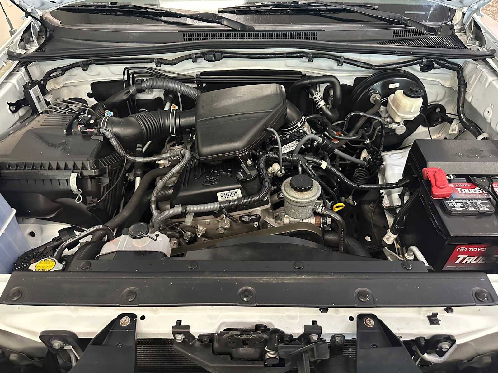 Used 2012 Toyota Tacoma 2WD Access Cab w/ Convenience Pkg image 8