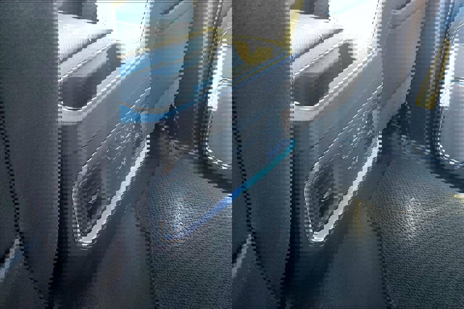 Used 2024 GMC Sierra 2500 Denali w/ Denali Reserve Package image 30