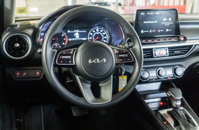Used 2024 Kia Forte LXS image 14