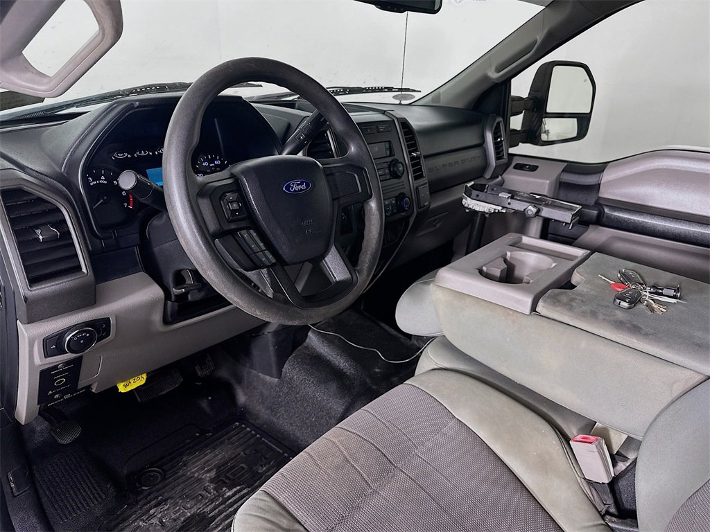 Used 2019 Ford F350 XL w/ Power Equipment Group image 30