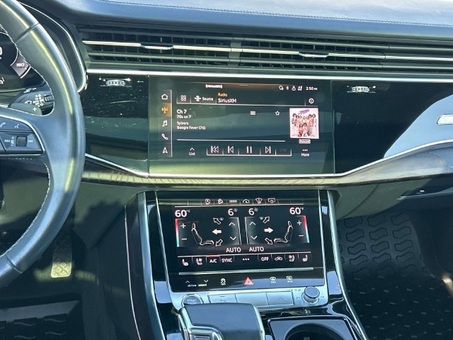 Used 2021 Audi Q8 Prestige AWD/4WD image 16