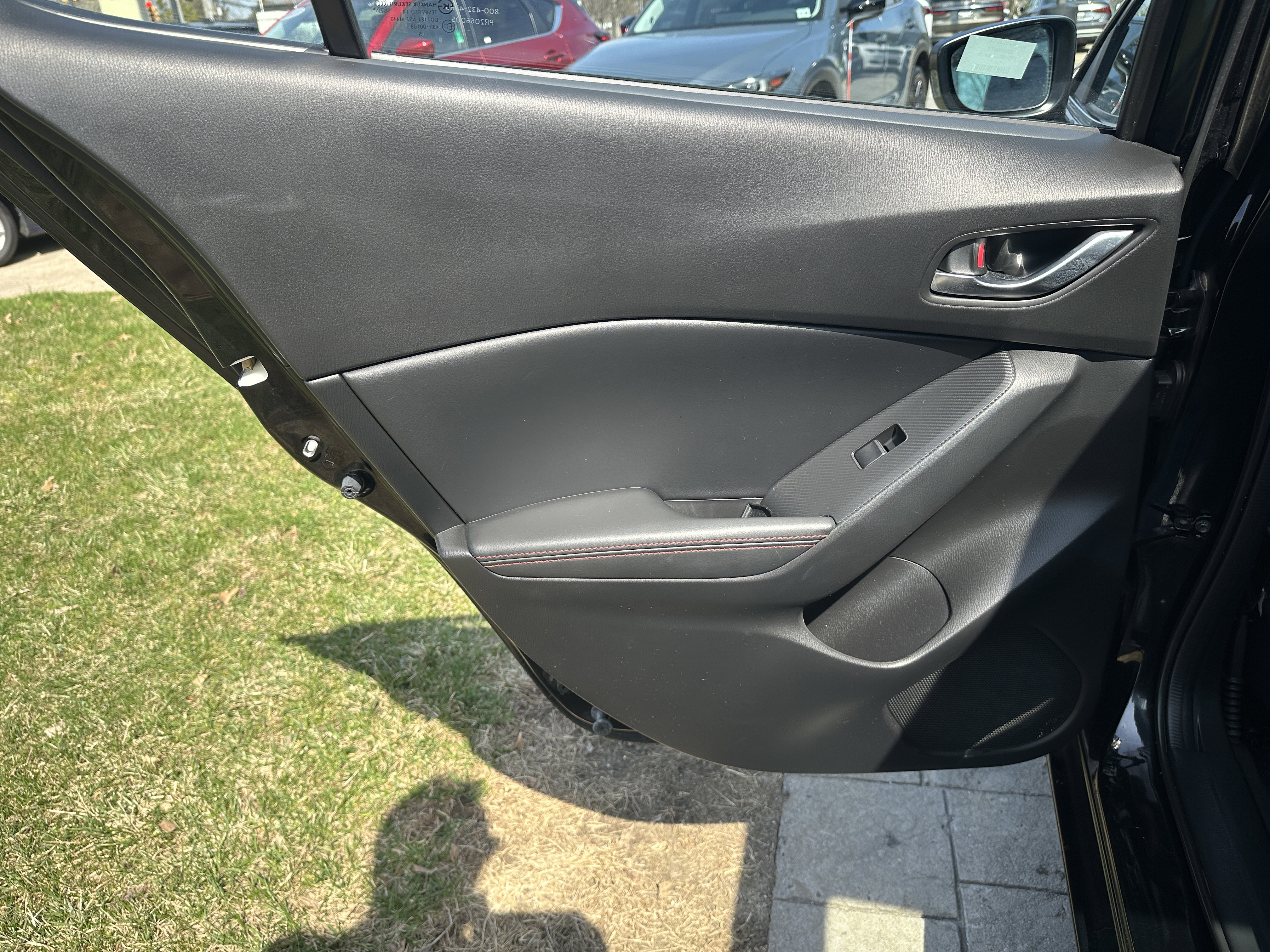 Used 2016 MAZDA MAZDA3 s Touring image 29