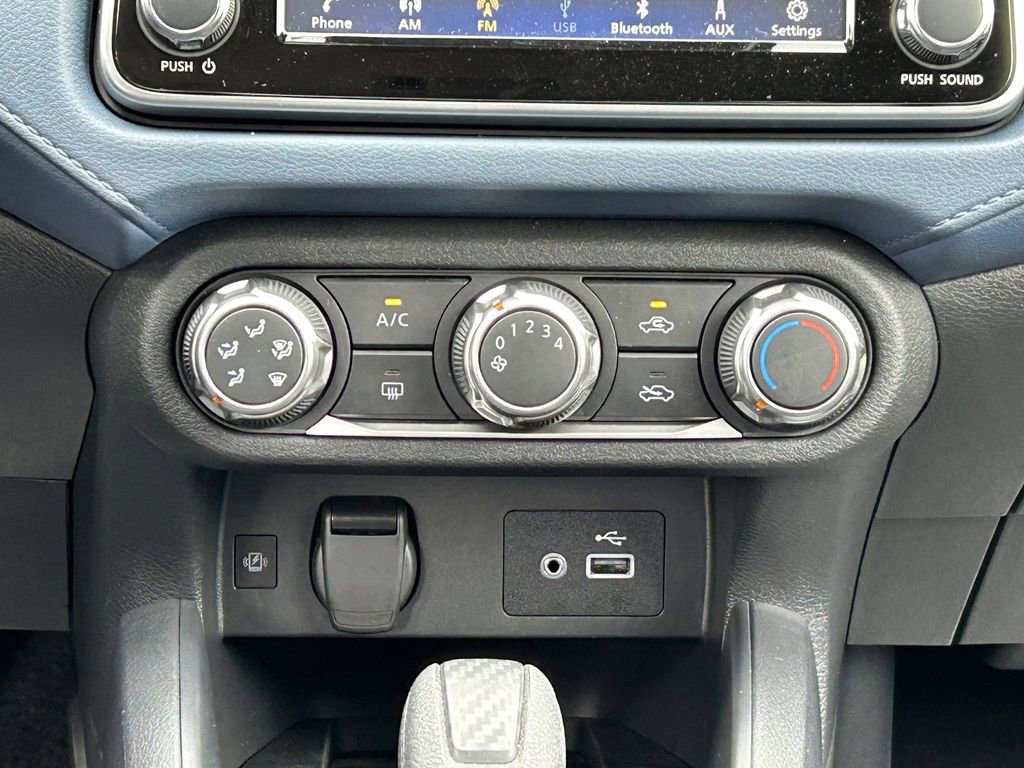 Used 2025 Nissan Versa SV w/ Trunk Package image 15