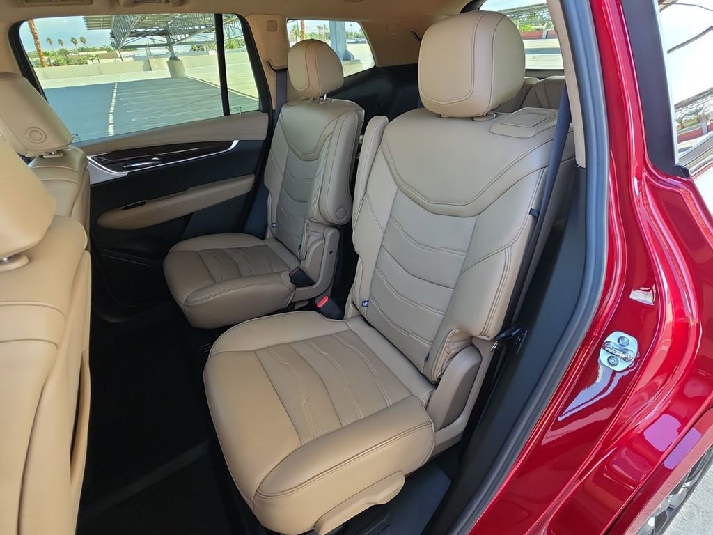 Certified 2025 Cadillac XT6 Sport w/ Platinum Package image 26